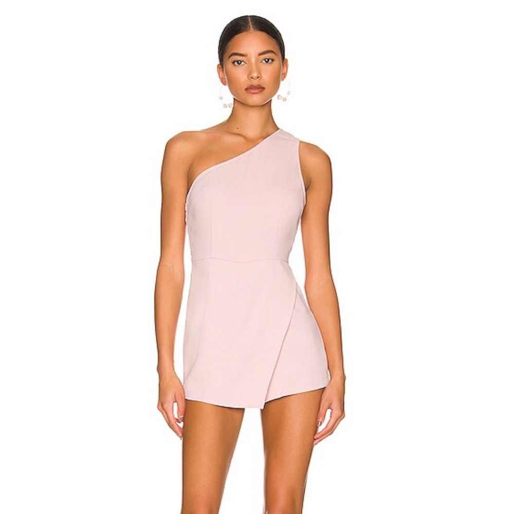 One shoulder pink romper